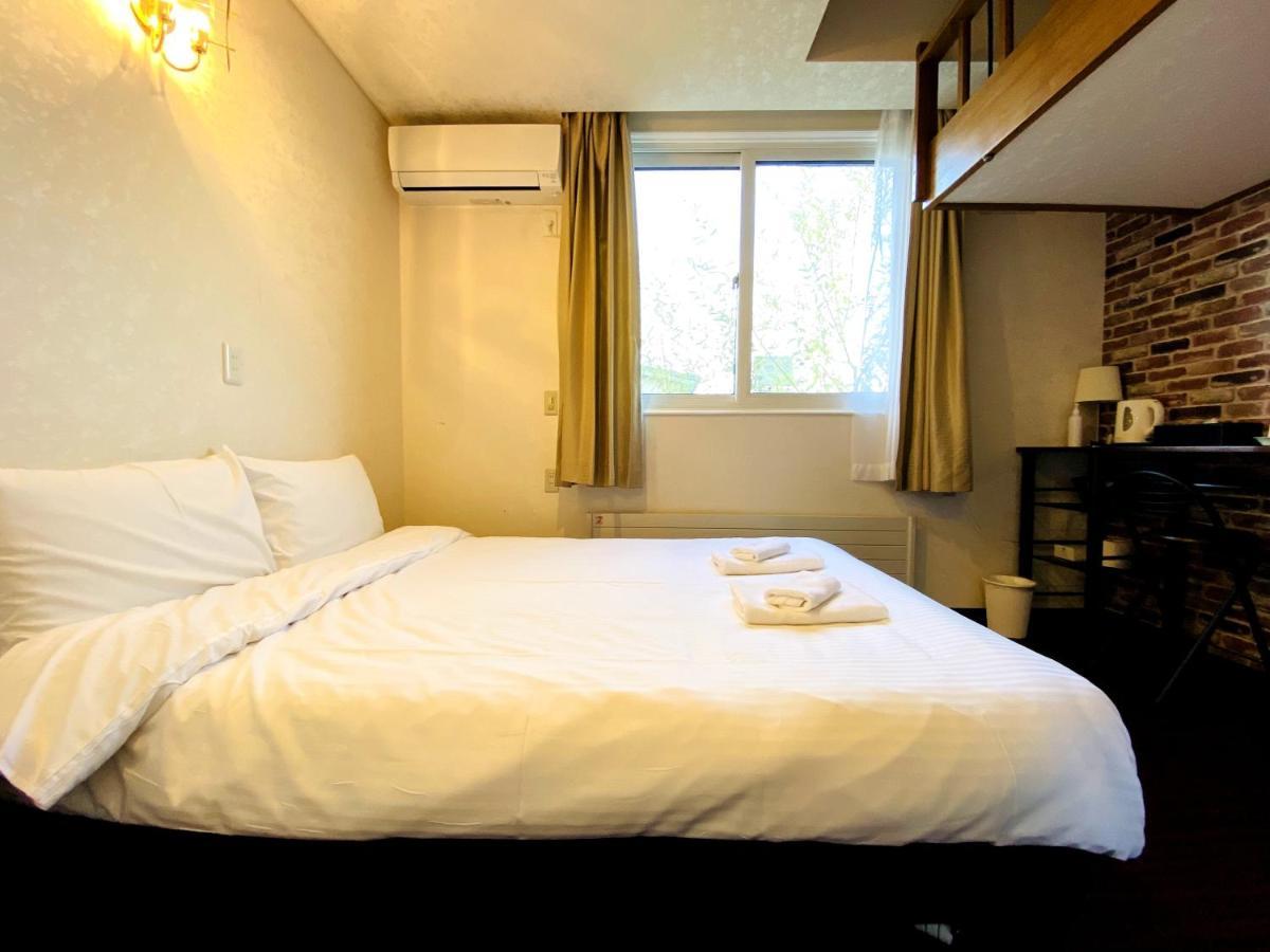Petit Hotel Melon Nakafurano Exterior foto