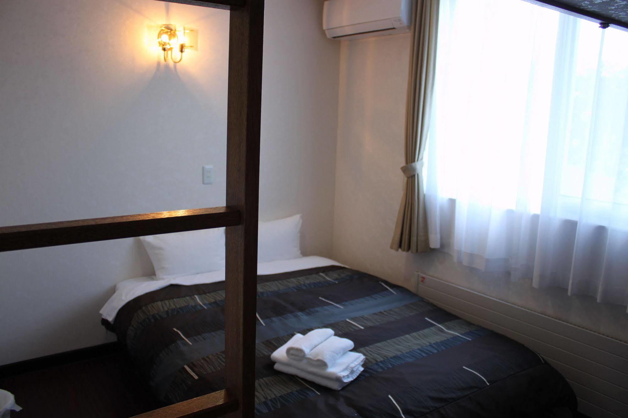Petit Hotel Melon Nakafurano Exterior foto